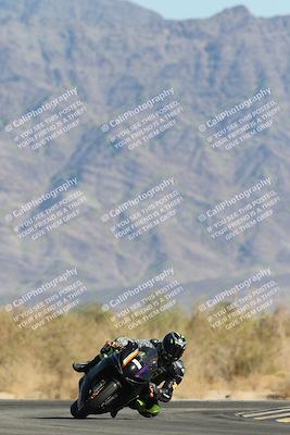 media/Oct-30-2025-Racers Edge (Thu) [[dabbdaf680]]/2-A Group/Session 5 (Turn 7)/